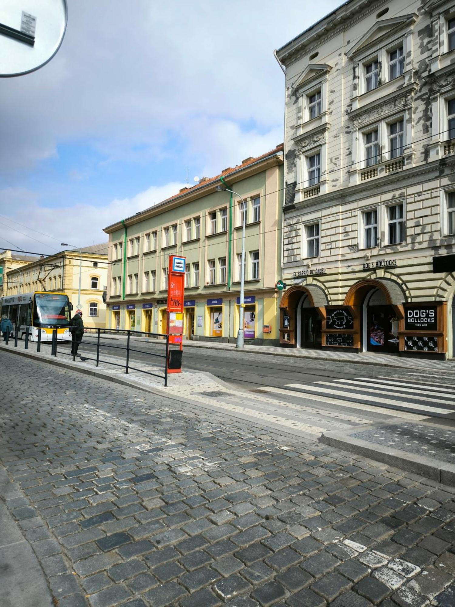 Apartamento Valentinka Minutes Away From Charles Bridge Praga Exterior foto